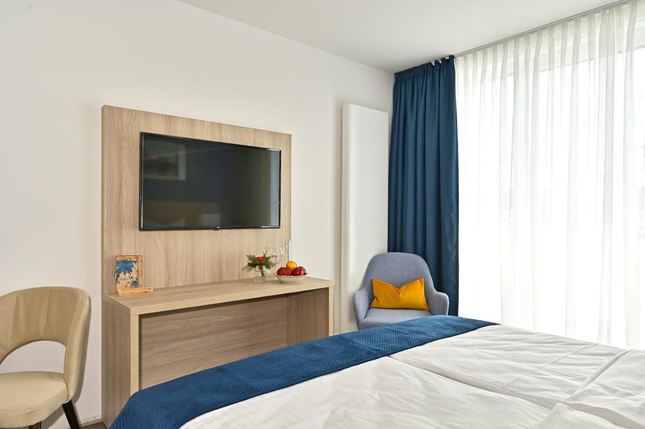 Hotelhafenwedel Esterno foto